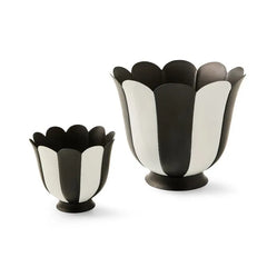 Courtly Stripe Scalloped Large Flower Pot