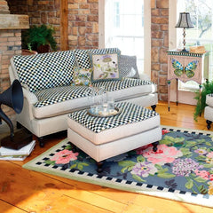 Tudor Rose 5' x 8' Rug