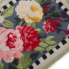Tudor Rose 2'3" x 3'9" Rug