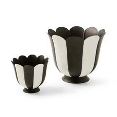 Courtly Stripe Scalloped Small Flower Pot